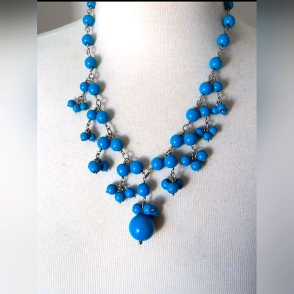 TALBOTS BLUE BEADED NECKLACE 18-21" NWOT - Picture 1 of 1